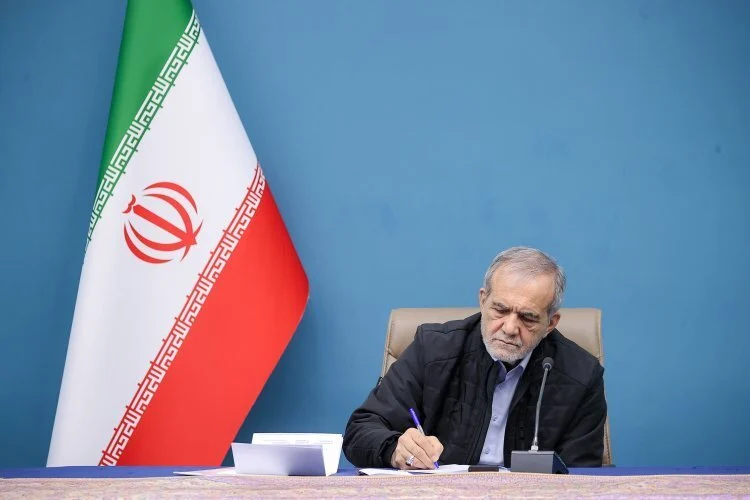 دستور پزشکیان به وزیر دادگستری برای برخورد با گران‌فروشی