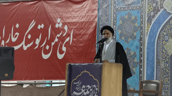 تاکید امام‌جمعه اهواز بر پیگبری بند «توقف کامل جنگ در همه جبهه‌ها»