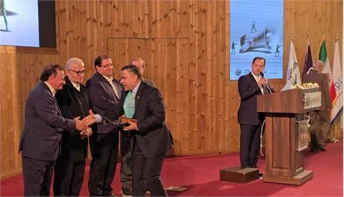نشان ویژه روابط عمومی بحران به‌ویژه در جنگ تحمیلی ۱۲ روزه به روابط عمومی شرکت فولاد خوزستان اعطا شد.